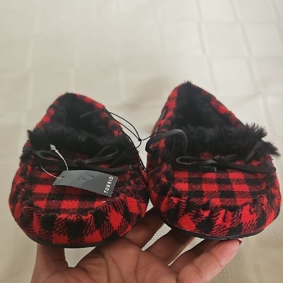 Torrid Red and Black Checkered Moccasin Slippers - Picture 5 of 16